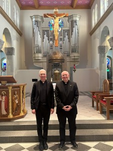Father Joseph Taphorn, rector of St. Paul Seminary, introduced Father Andreassi.