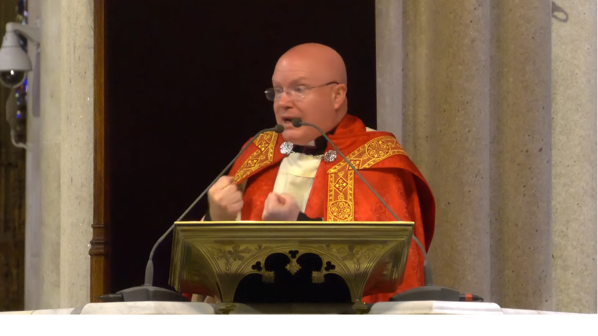 Monsignor Roger J. Landry preaching Jesus' Seven Last Words in St. Patrick's Cathedral.